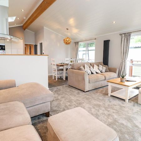 Loubi'S Lakeside Lodge Windermere Luaran gambar
