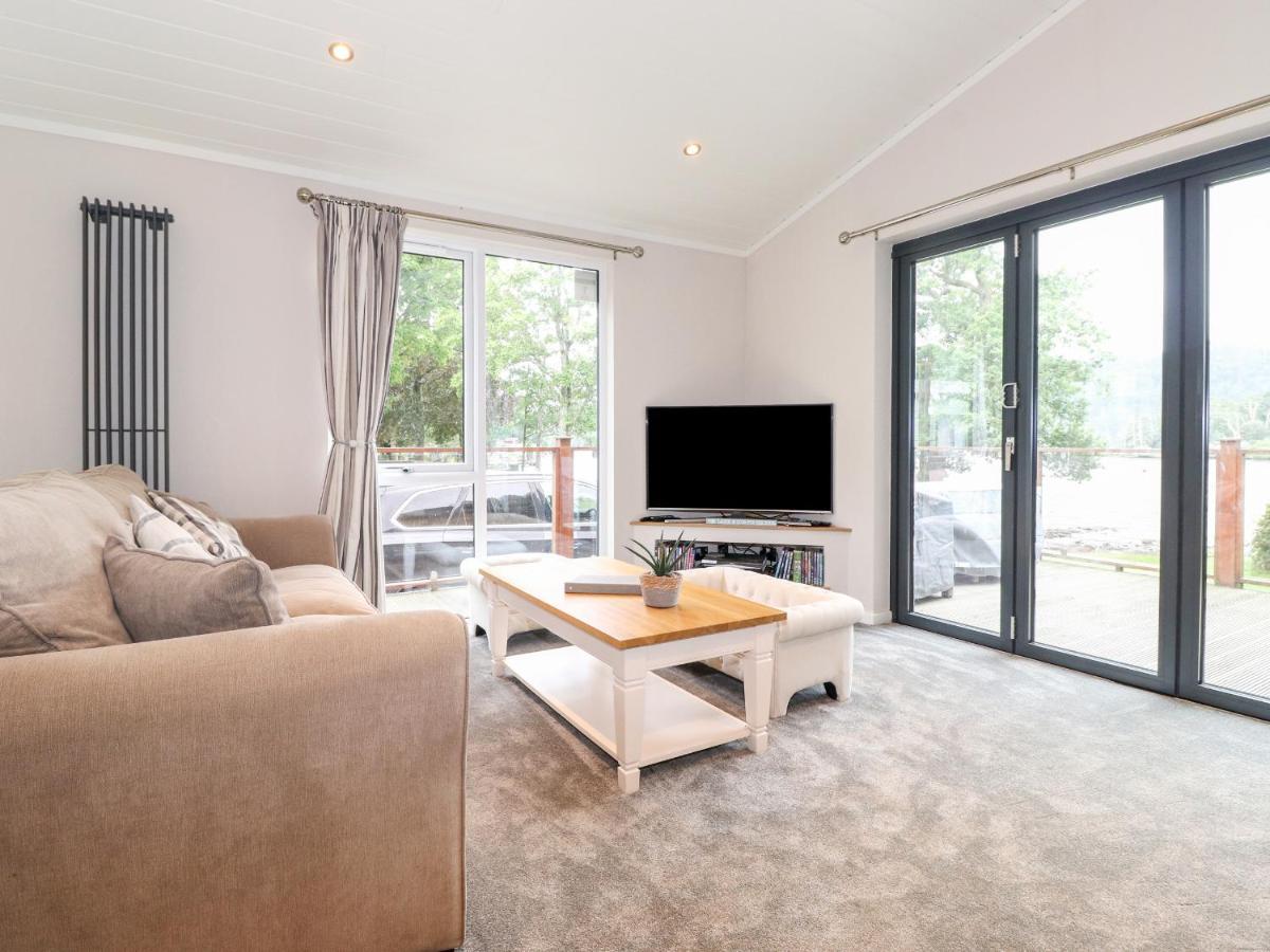 Loubi'S Lakeside Lodge Windermere Luaran gambar