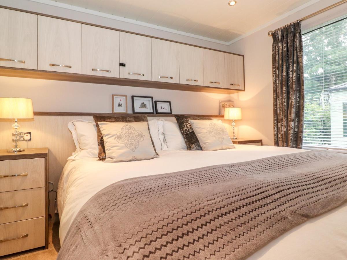 Loubi'S Lakeside Lodge Windermere Luaran gambar