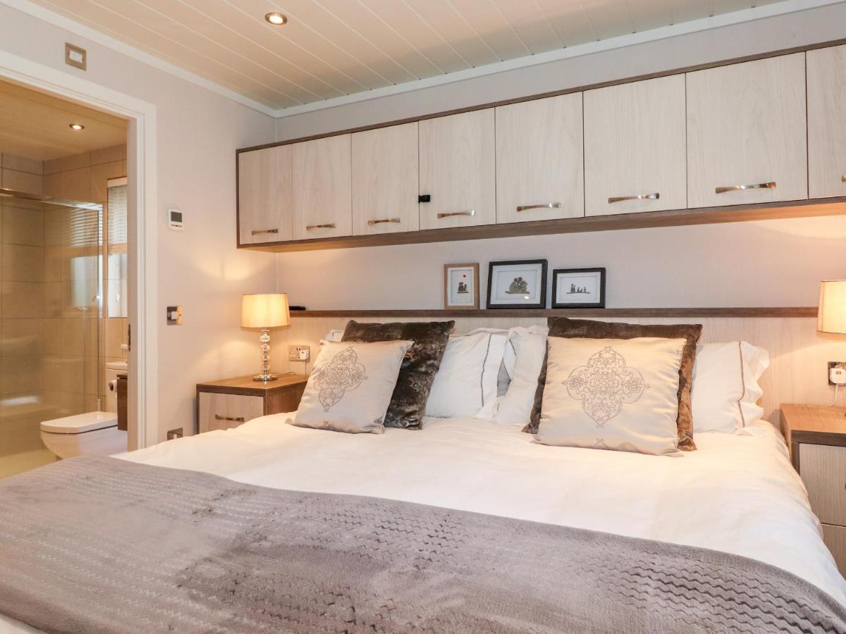 Loubi'S Lakeside Lodge Windermere Luaran gambar